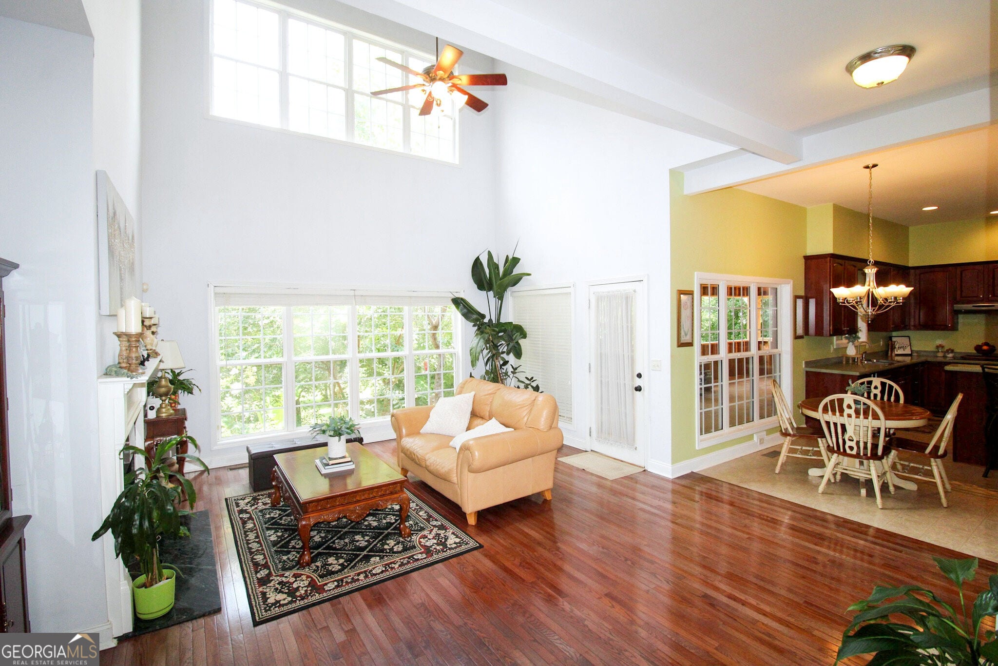 12216 Edgewater DR