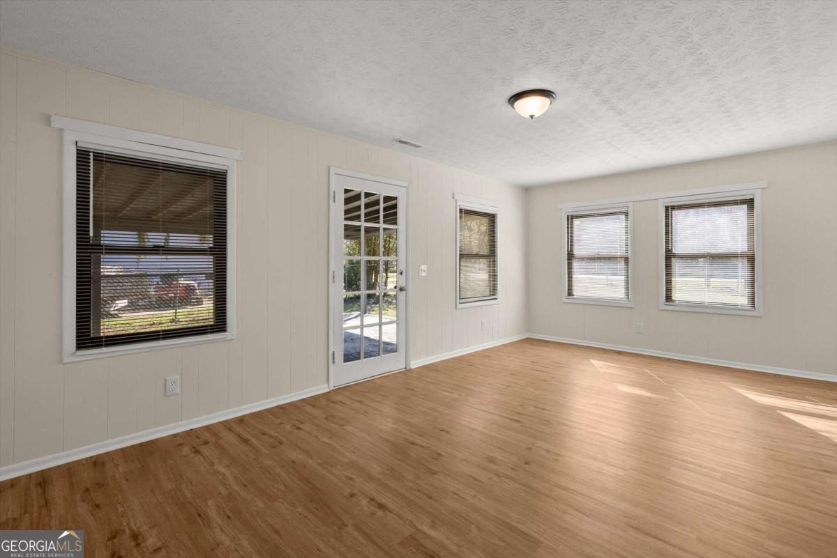 KNOB HILL SD -M133 - Residential