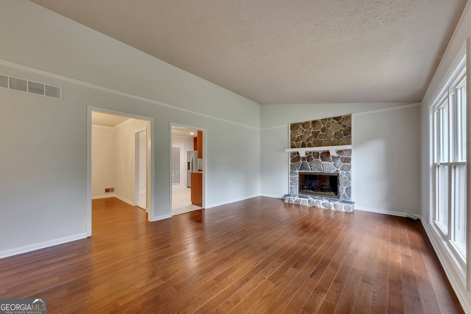 307 Summer CT