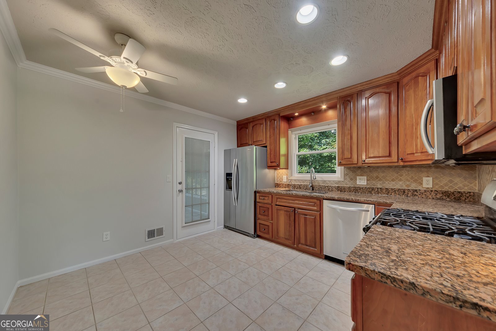 307 Summer CT