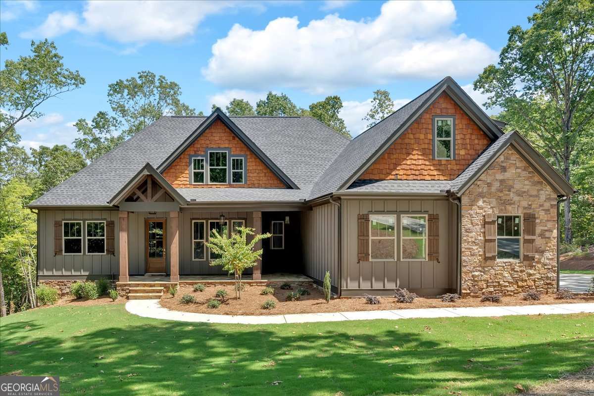 33 Cedar Gate LN