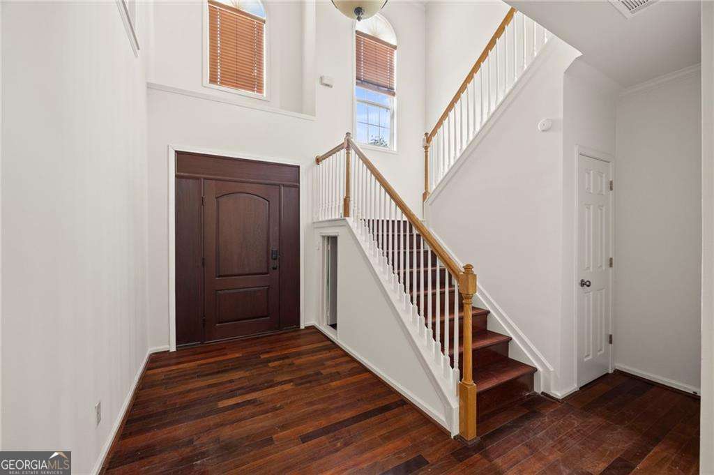 2890 Winterhaven CT