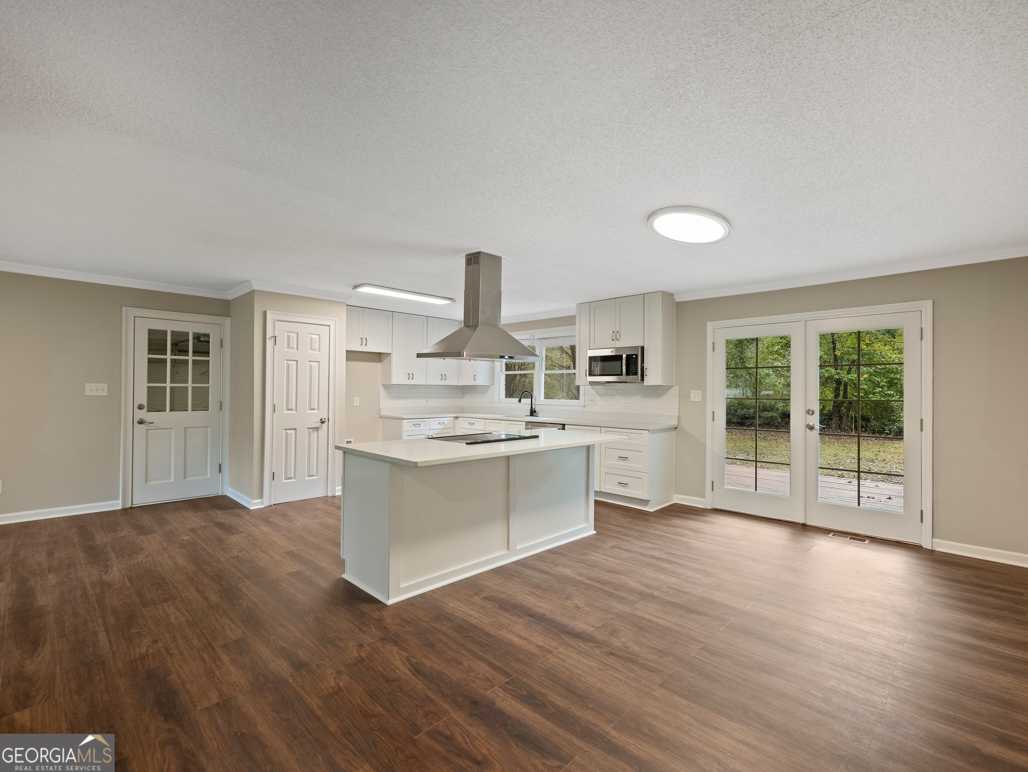 275 Hanover DR