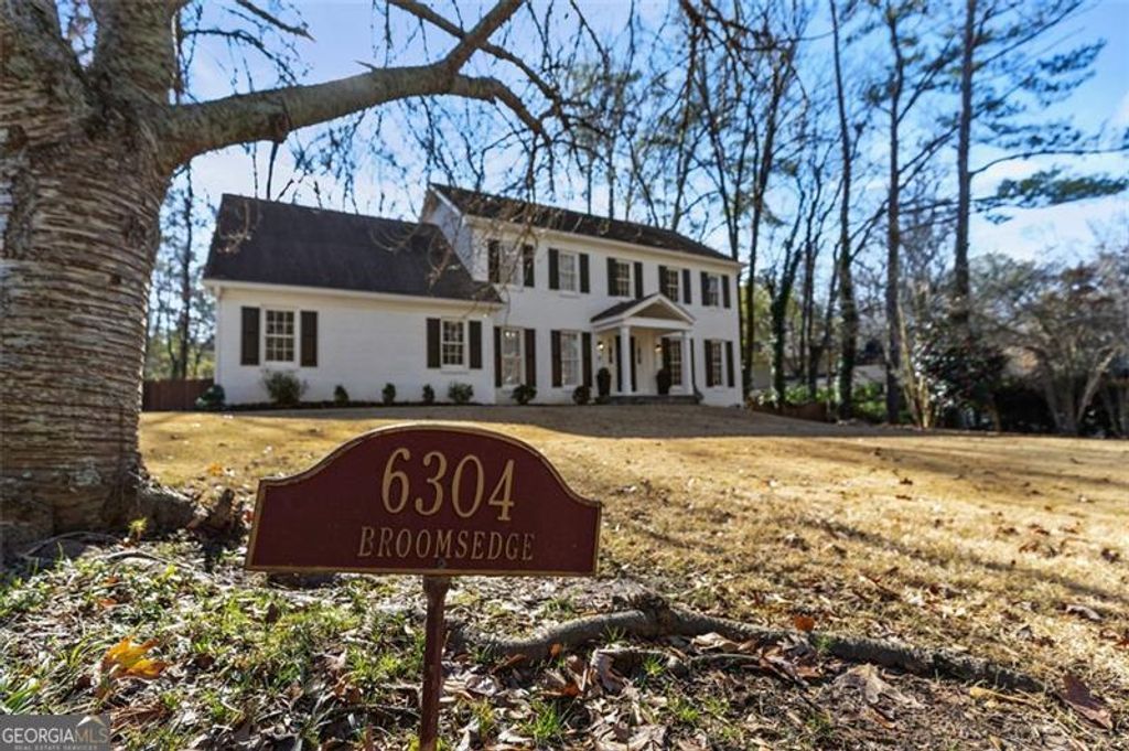 Photo of 6304 BROOMSEDGE Trl, Peachtree Corners, GA 30092 (MLS # 10654562)