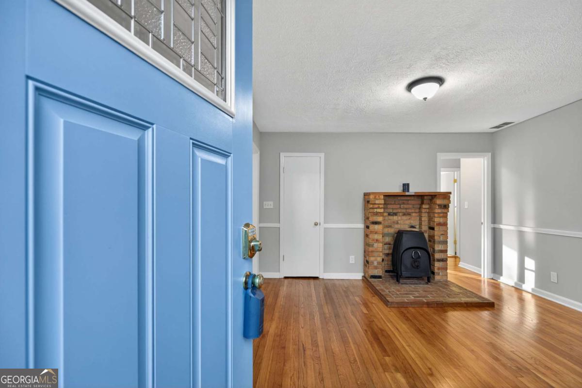 1245 Woodland AVE SE