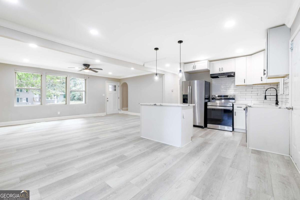 1767 Line ST