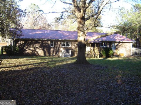 A home in Lanett