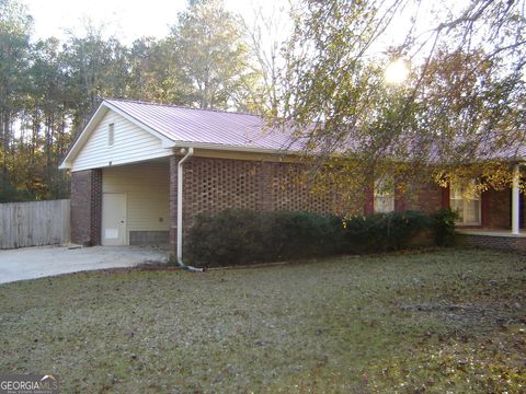 A home in Lanett