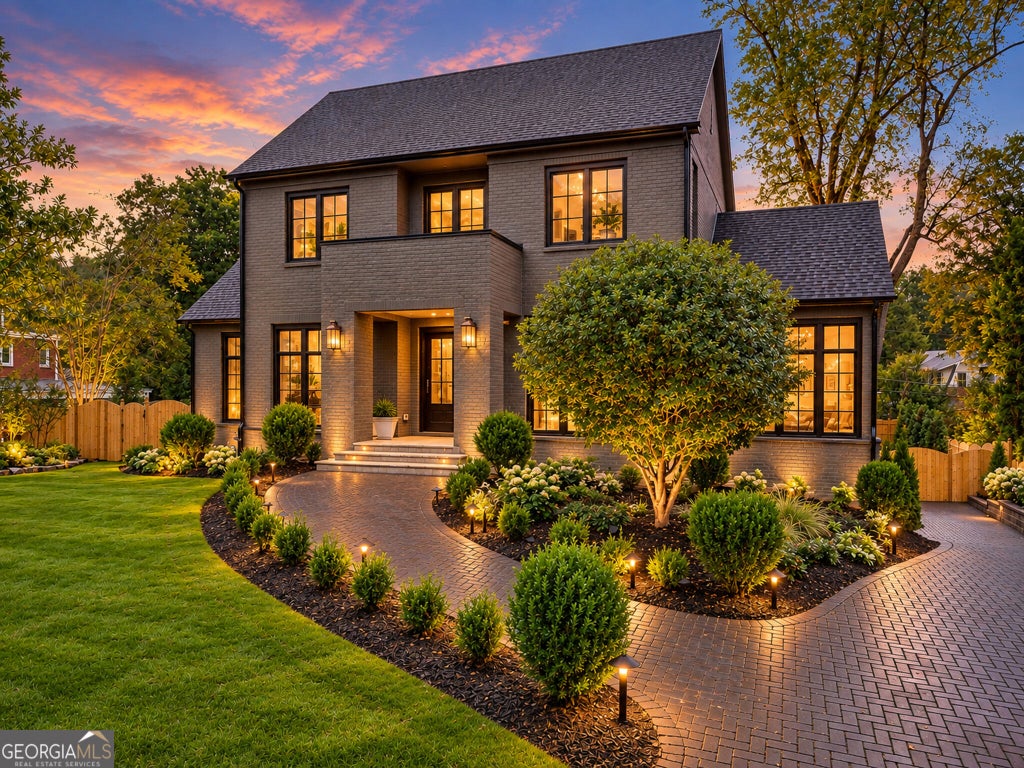 Photo of 1035 Oxford Road NE, Atlanta, GA 30306 (MLS # 10874865)