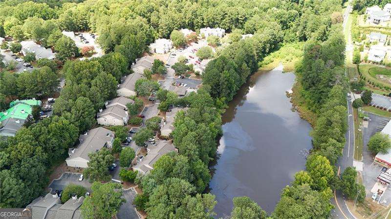 Roswell Pointe - Residential