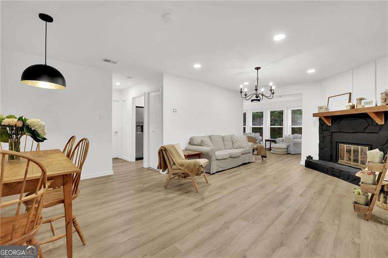 Roswell Pointe - Residential