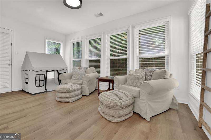 Roswell Pointe - Residential