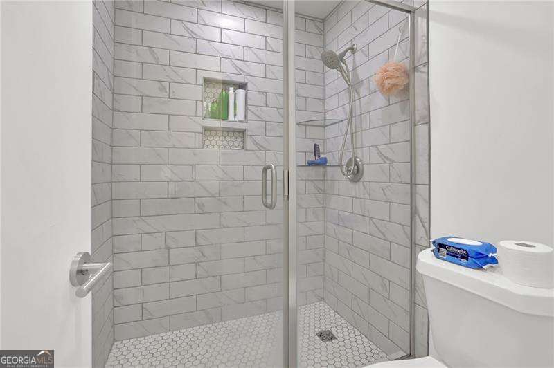 Roswell Pointe - Residential