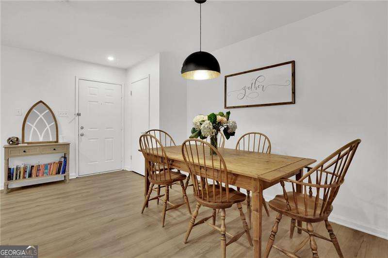 Roswell Pointe - Residential