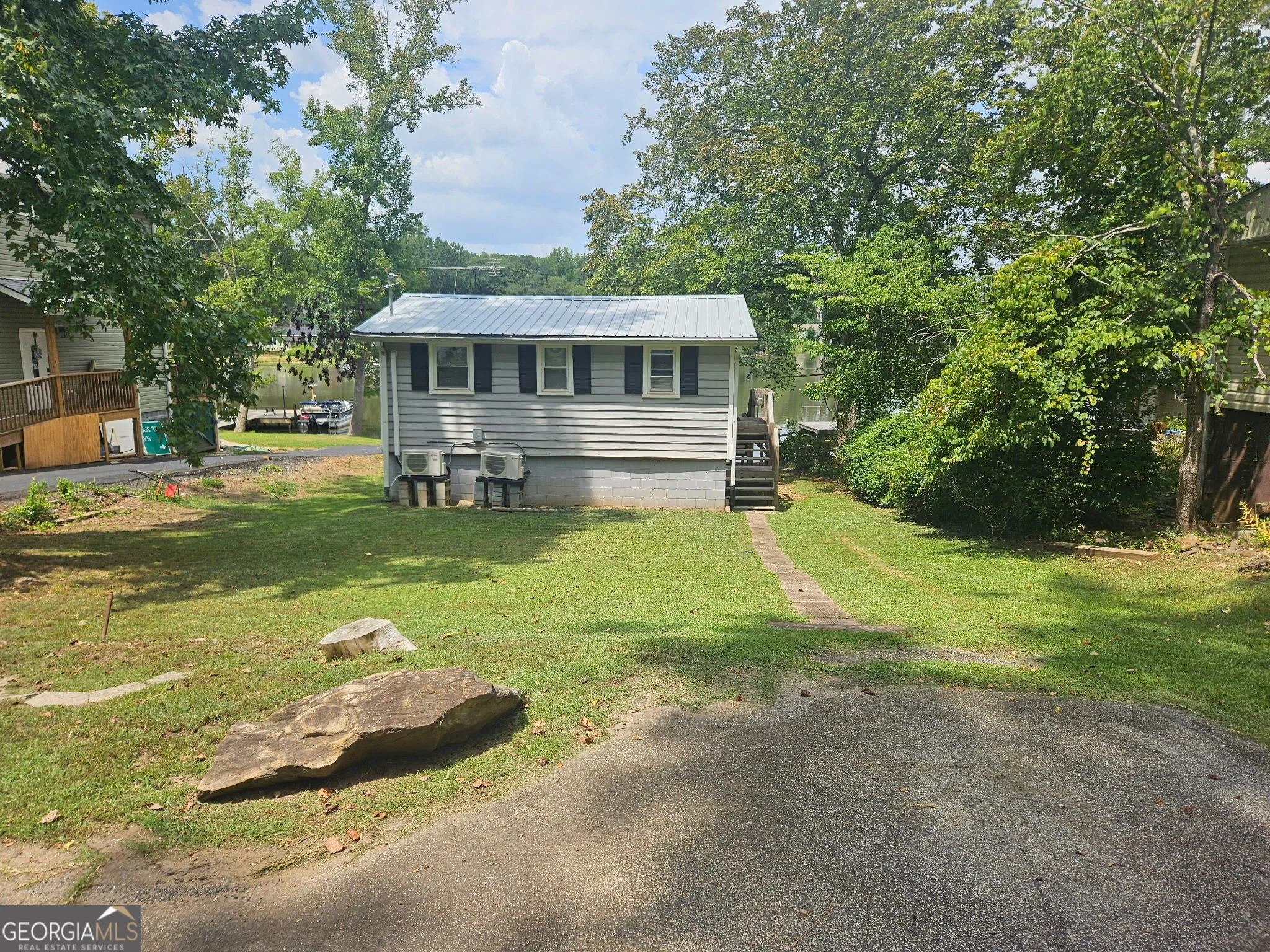 126 Elizabeth Circle