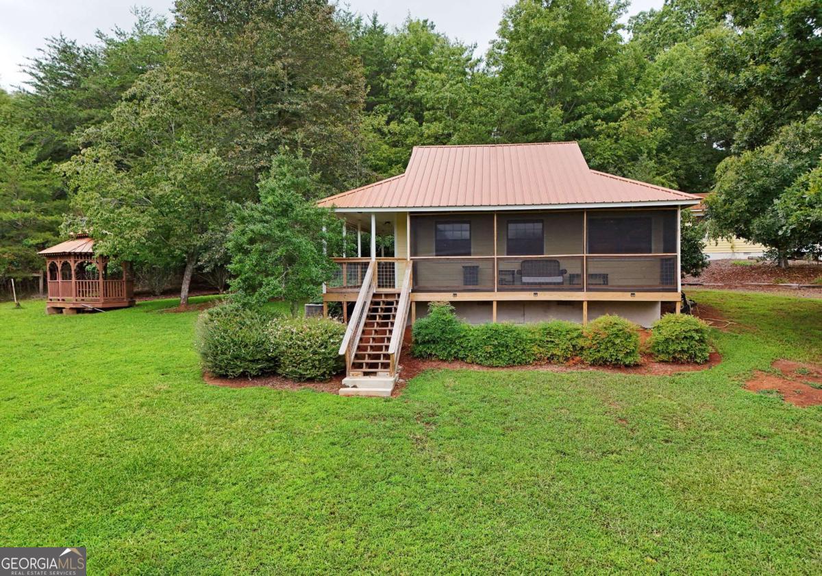 557 Hidden Pines CT