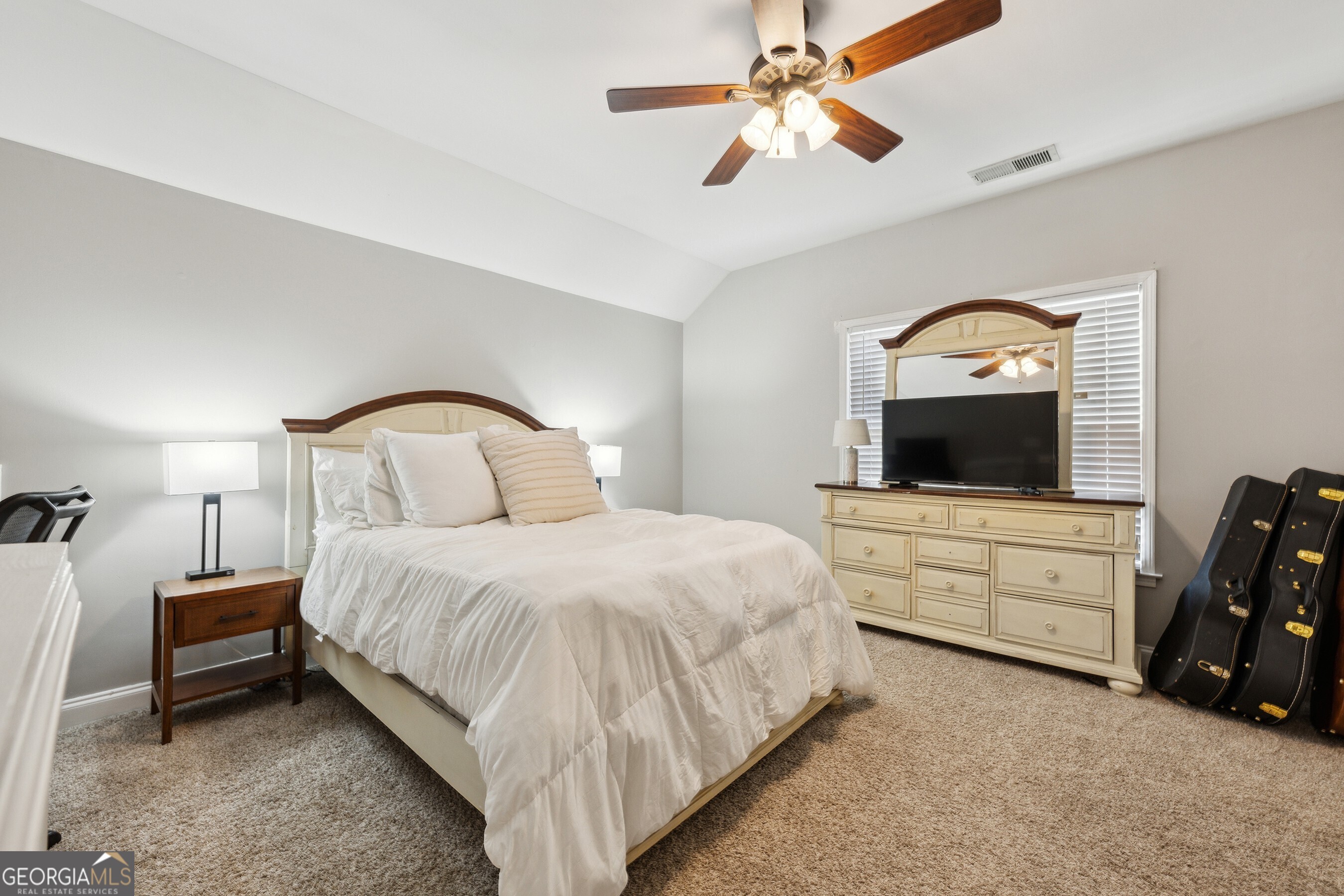 Lakefield Manor - Residential
