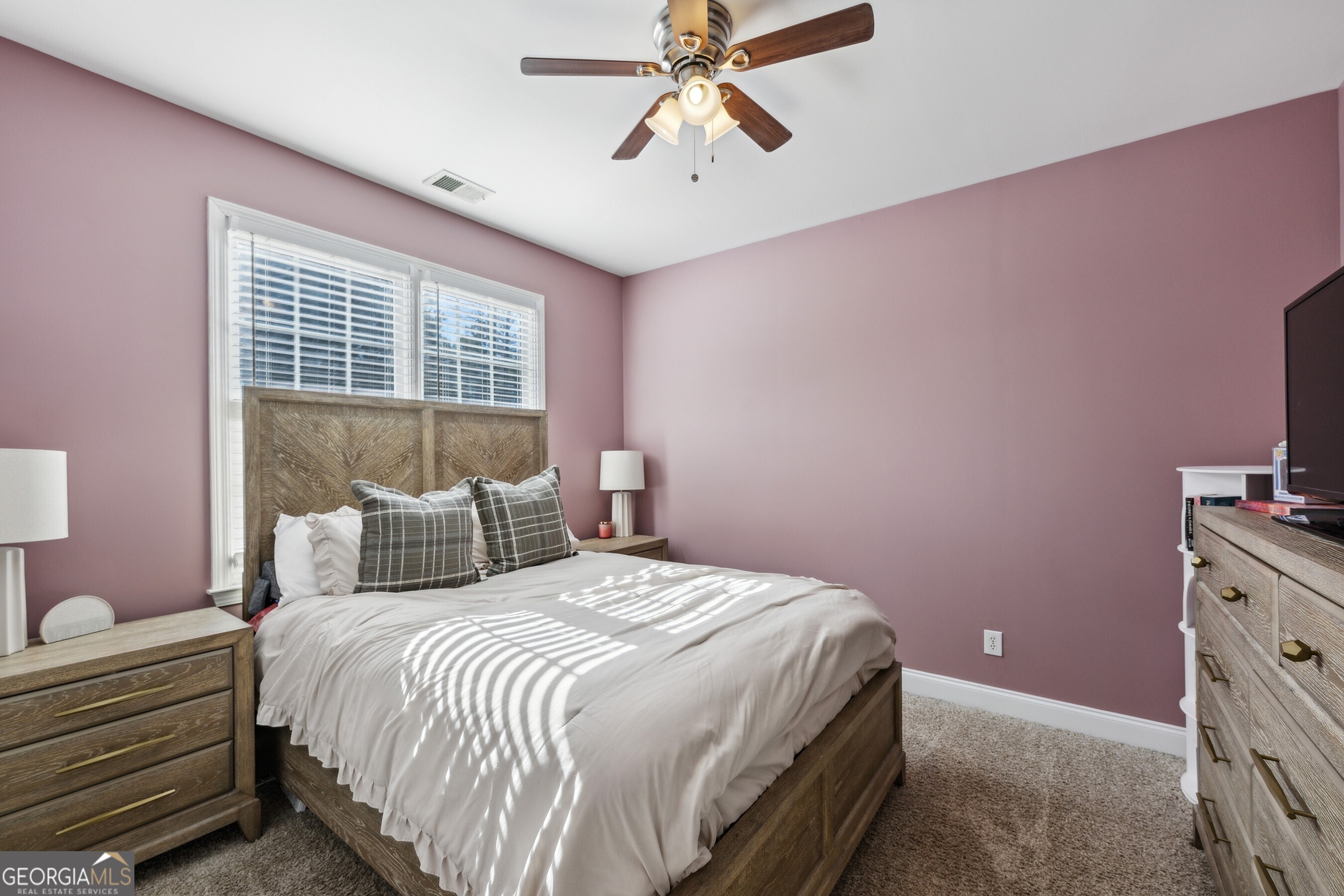 Lakefield Manor - Residential