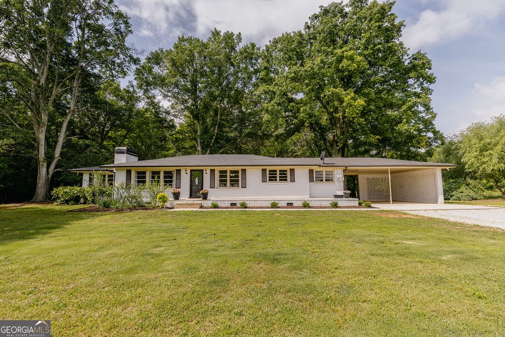 Photo of 1233 Bethlehem Road, Statham, GA 30666 (MLS # 10769750)