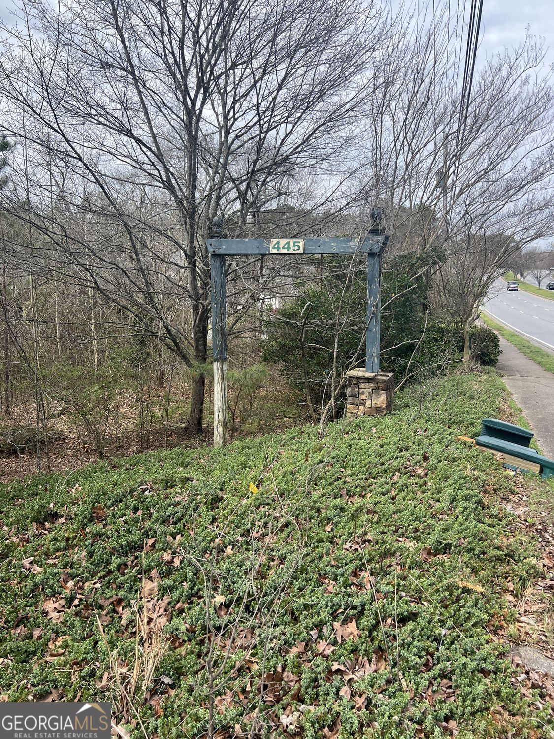 445 E Crossville RD KENNESAW