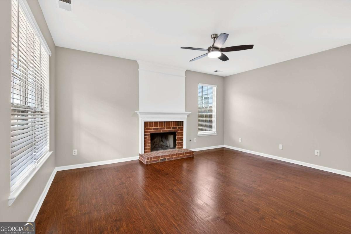 434 Holland Springs DR NW