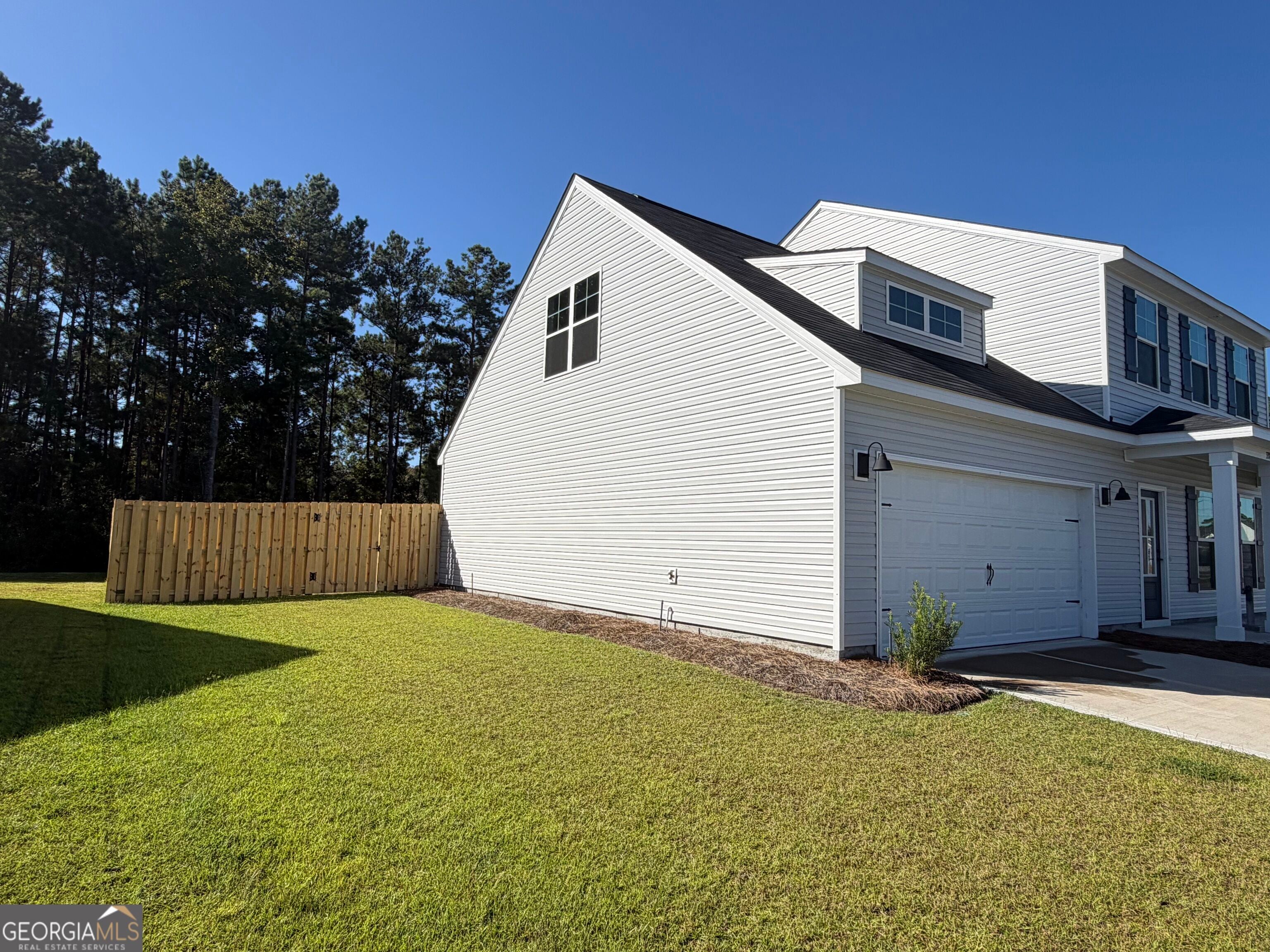 337 Crosswinds DR