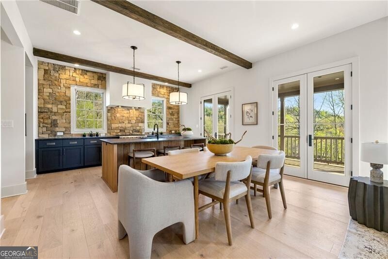60 Cove View LN