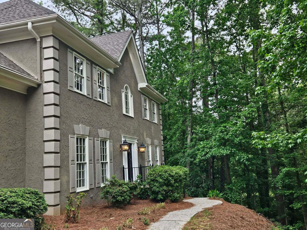 Photo of 7635 Blandford Place, Sandy Springs, GA 30350 (MLS # 10775185)