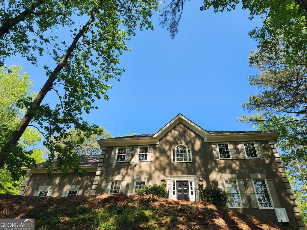 Photo of 7635 Blandford Place, Sandy Springs, GA 30350 (MLS # 10775185)