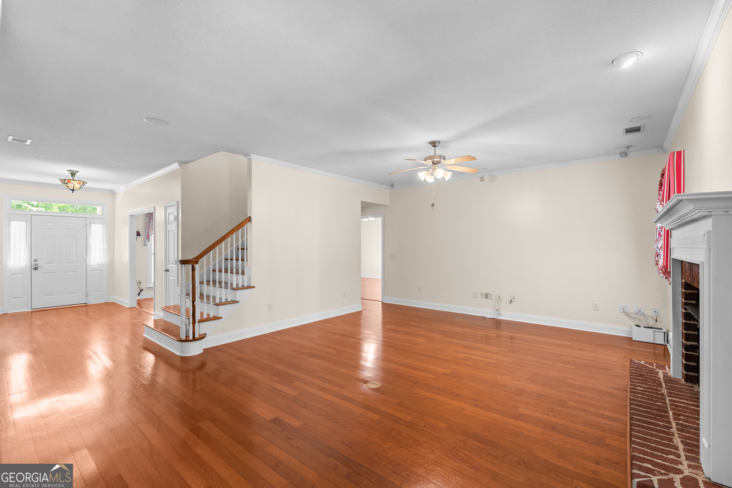 1001 Monarch CIR