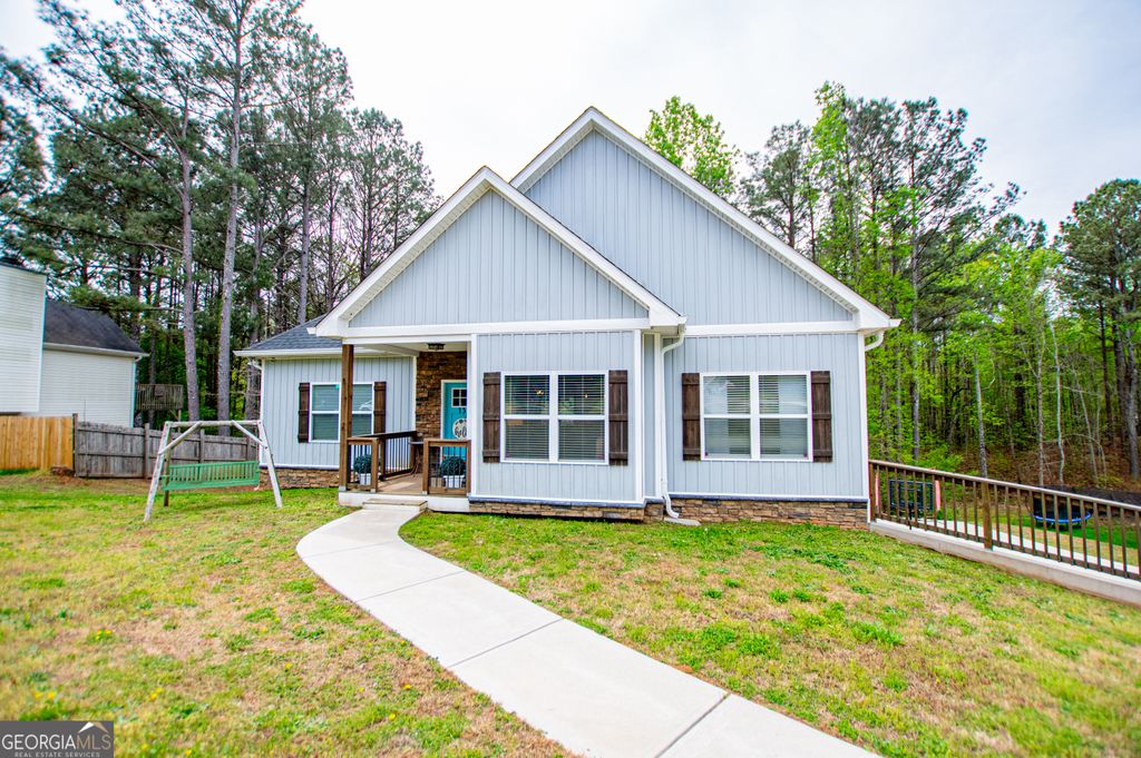 Photo of 133 Pebblebrook Way, Temple, GA 30179 (MLS # 10727344)