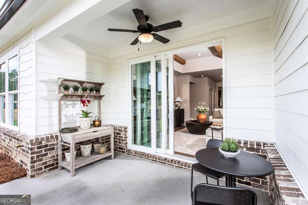 Photo of 130 Willowfern Lane, Marietta, GA 30066 (MLS # 10682951)