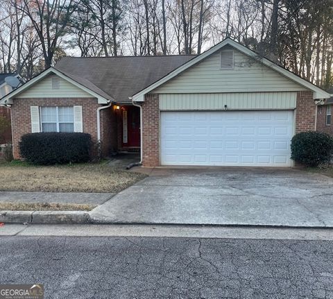 Photo of 190 Oakwood Circle, Stockbridge, GA 30281 (MLS # 10660389)