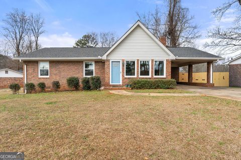 5 Mistletoe LN Newnan GA 30265