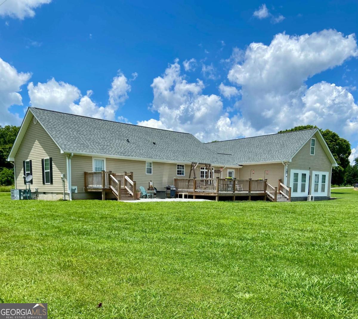 2545 W Armuchee RD