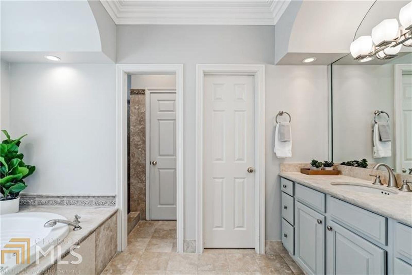 Druid Hills - Residential
