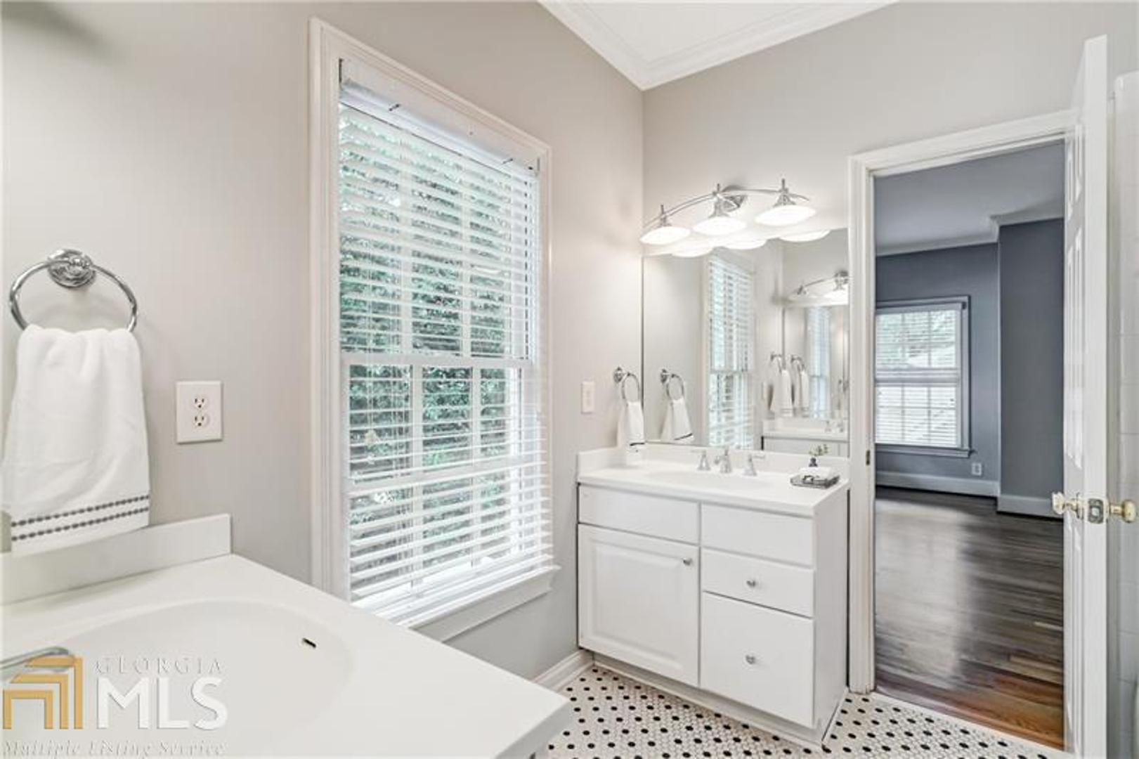 Druid Hills - Residential