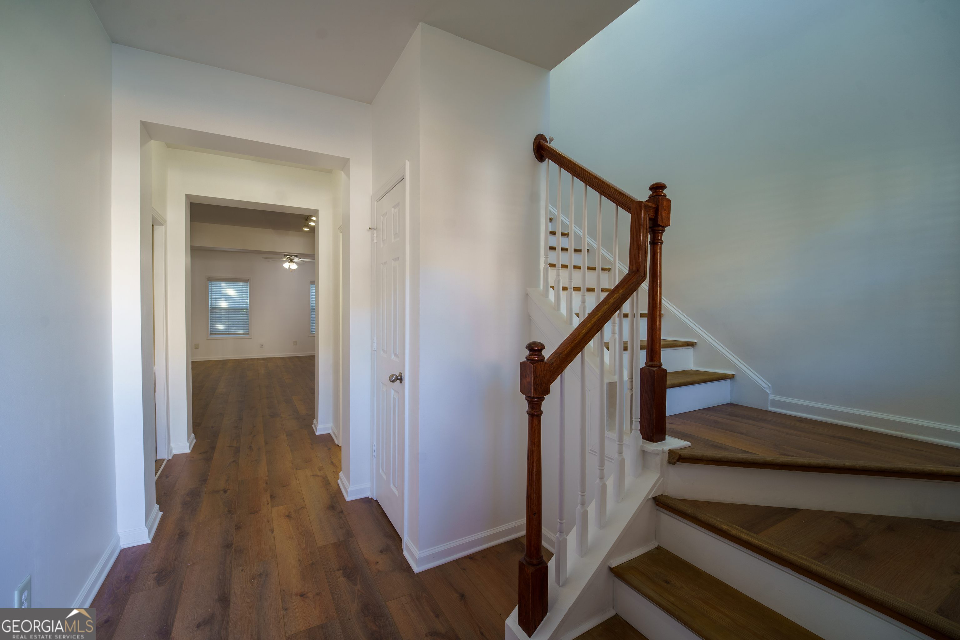 2555 Flat Shoals RD 1402