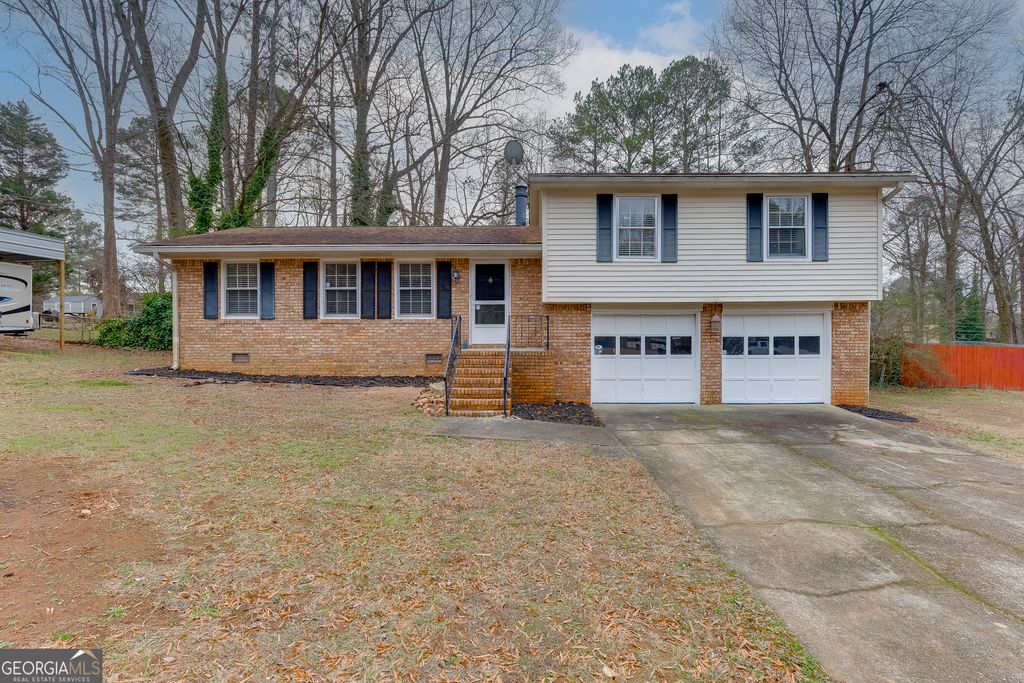 Photo of 2792 Jordan Forest Trail, Lawrenceville, GA 30044 (MLS # 10676045)