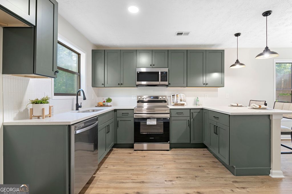 Photo of 6455 Mill Crossing Court, Acworth, GA 30102 (MLS # 10753078)