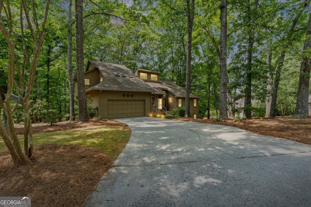Photo of 4262 Loch Highland Parkway NE, Roswell, GA 30075 (MLS # 10769586)