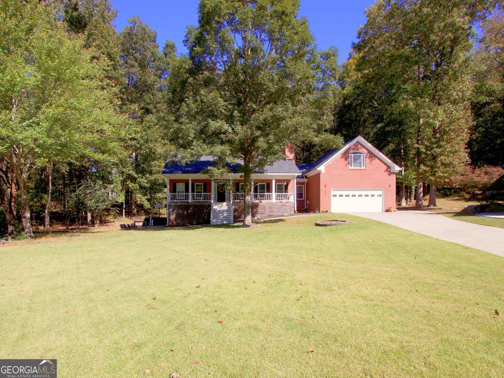 Photo of 1305 Fontainebleau Court NE, Lawrenceville, GA 30043 (MLS # 10798259)