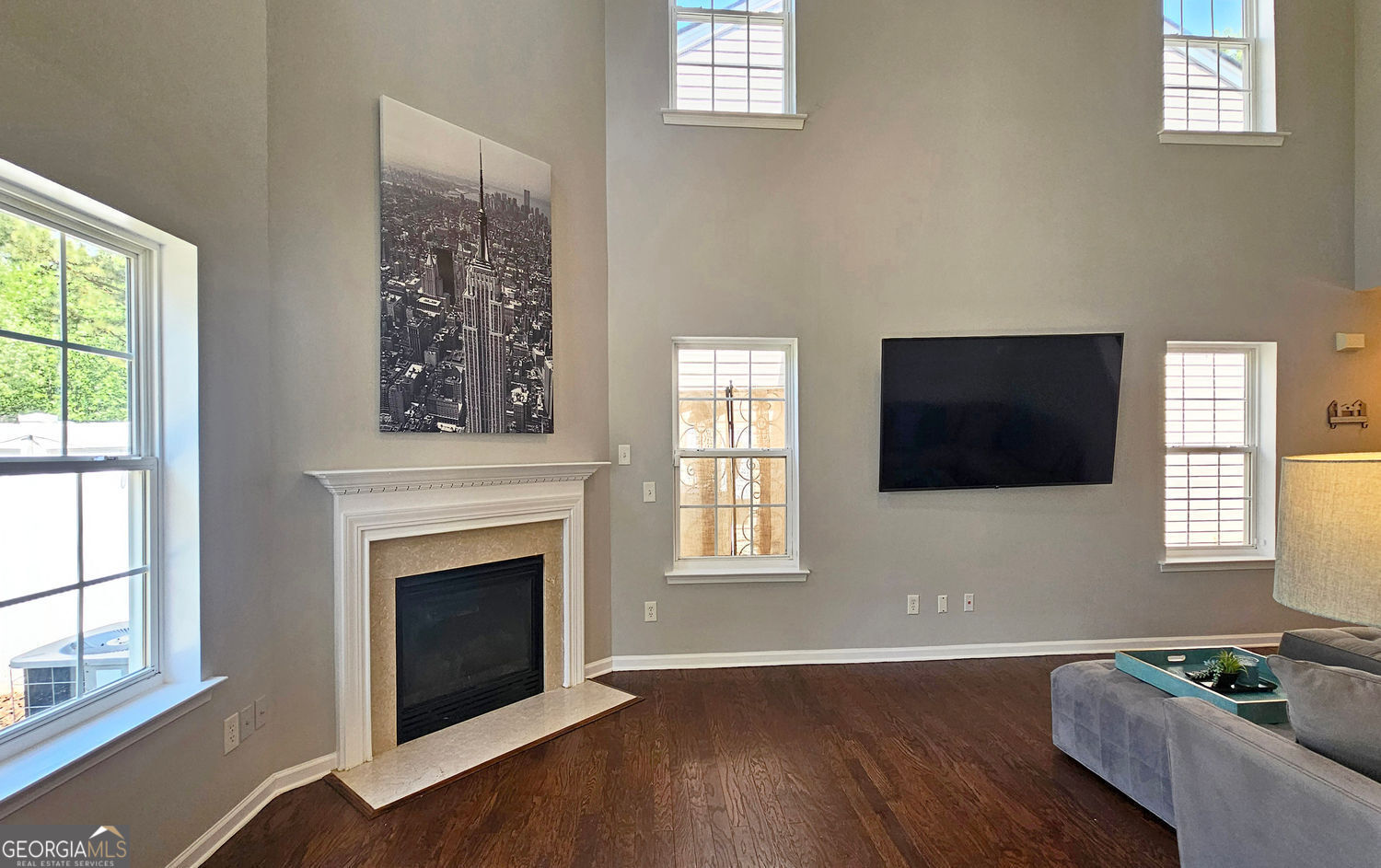 5465 Mountain Top PL