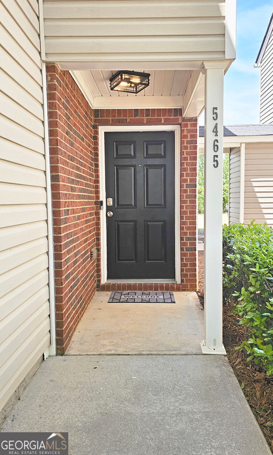 5465 Mountain Top PL