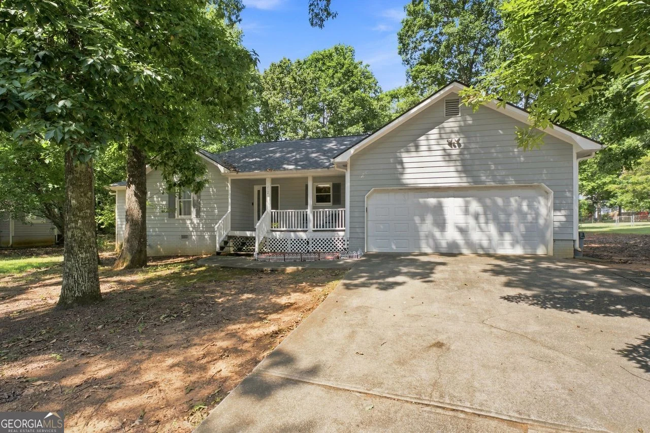 11212 Hemlock Road