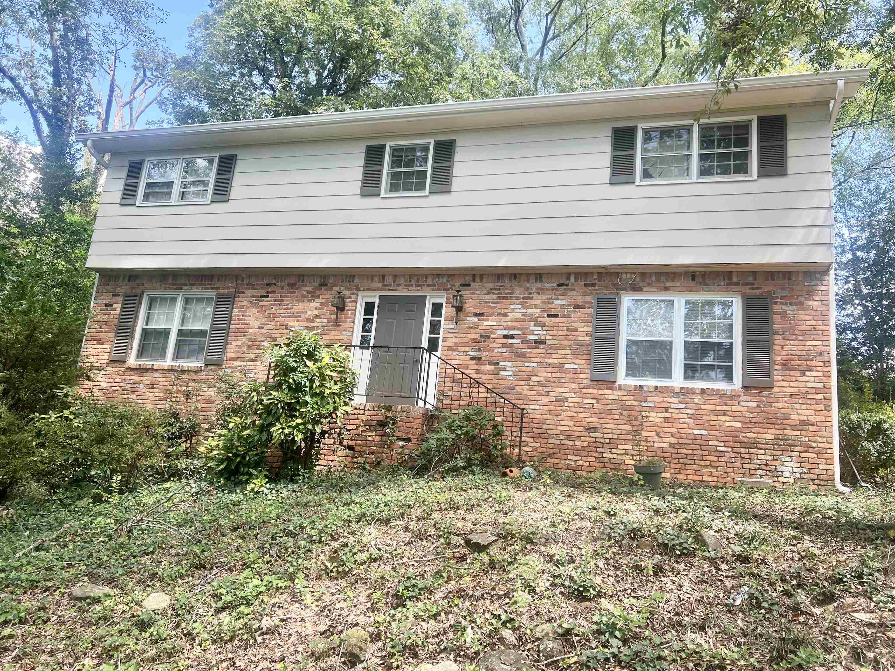 Photo 1 of 9 — 300 Springdale DR, LaGrange, GA 30240