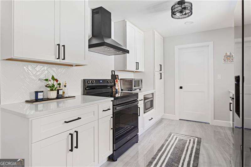 5925 Old Bill Cook RD