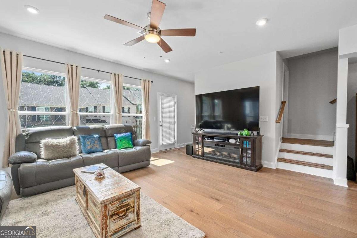361 Watson AVE