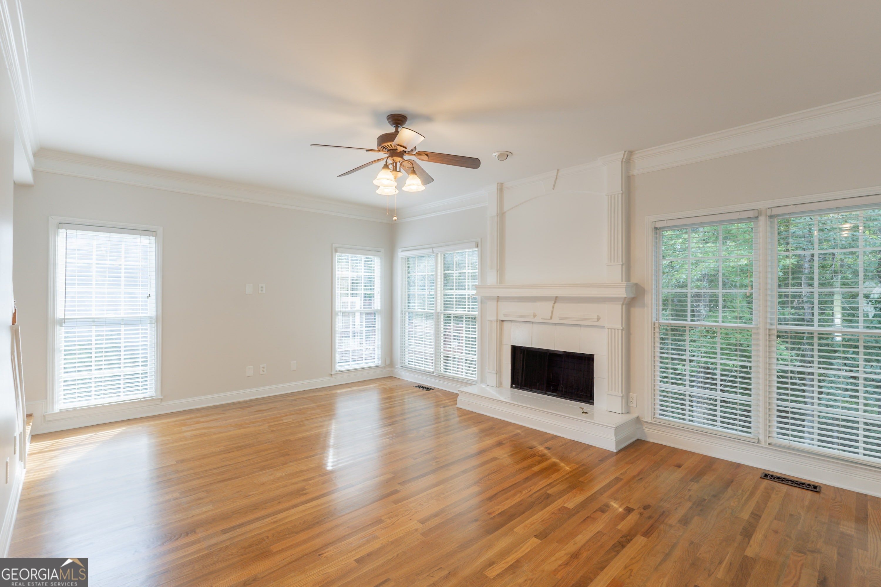 1172 Oakhurst TRL