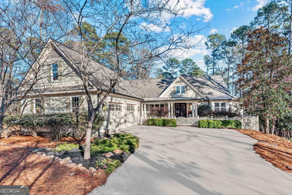 1020 Liberty Bluff LN